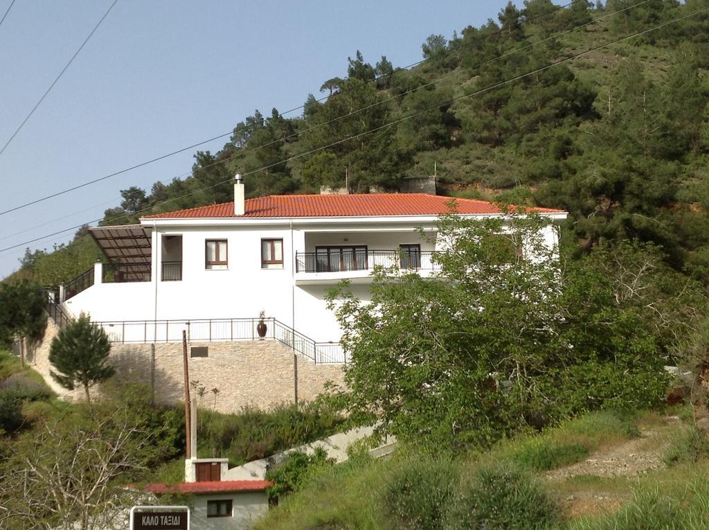 Ta Spitakia Tis Theodosias Apartment Kalopanagiotis Exterior photo